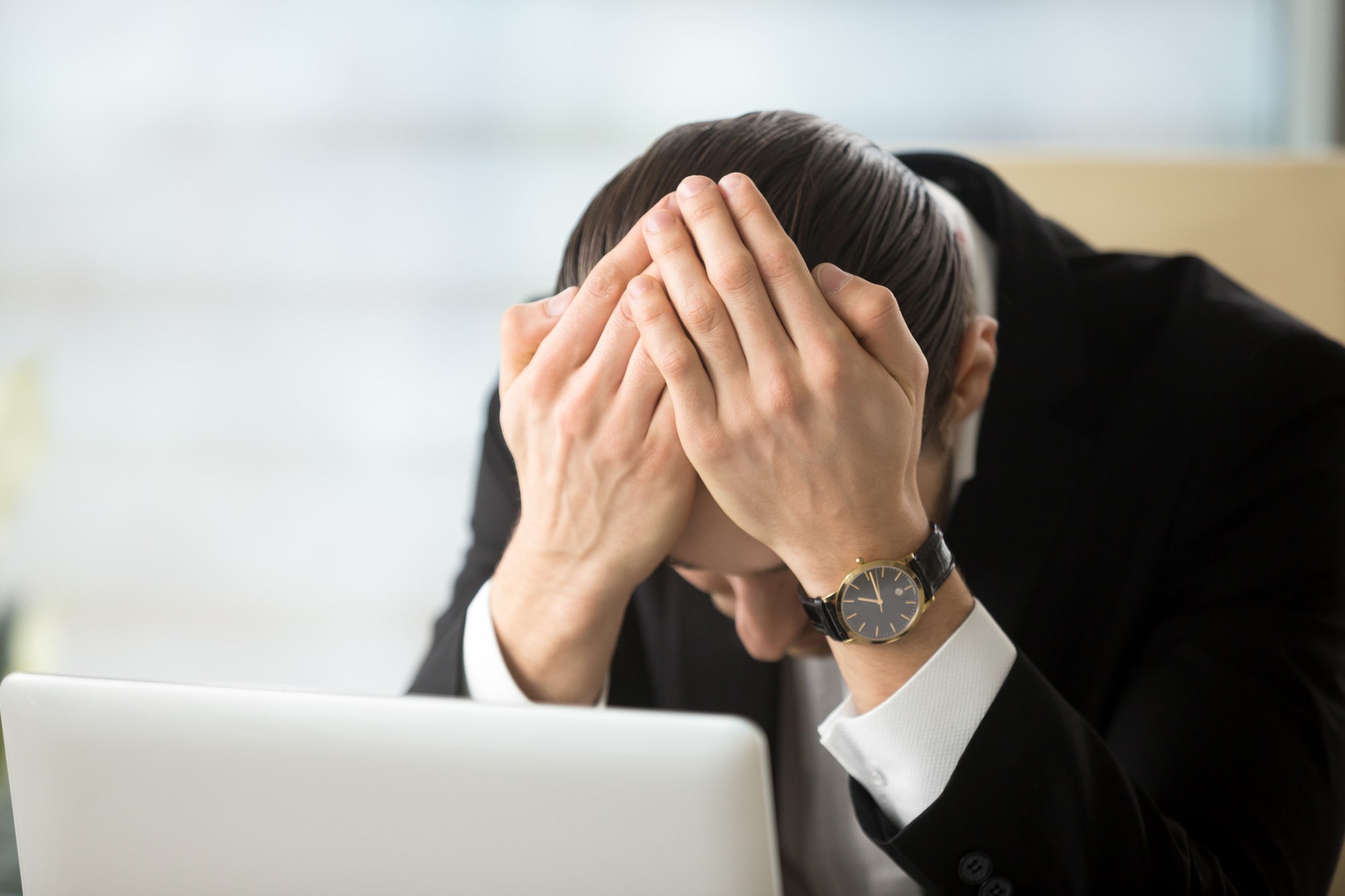 Omgaan met die vermoeiende collega